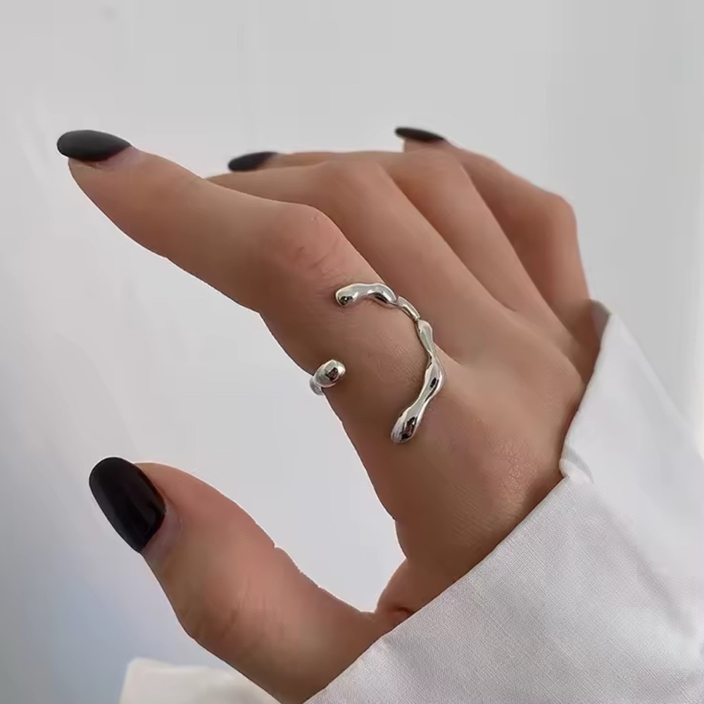 ⚜️ Elegant Silver Adjustable Ring - Picture 1 of 6